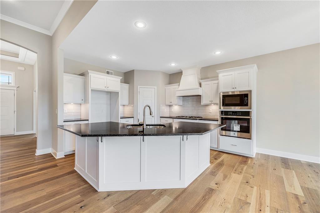 Homes for Sale in Kansas City, MO 64156 | 7001 NE 103rd Street