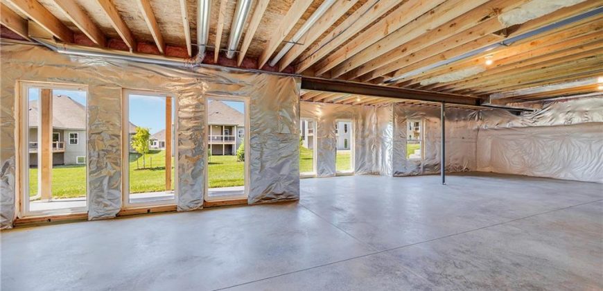 Homes for Sale in Kansas City, MO 64156 | 7009 NE 103rd Street