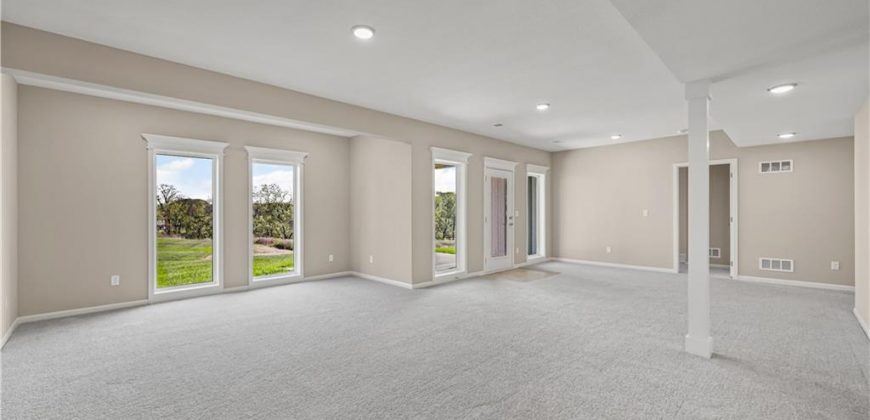 Homes for Sale in Kansas City, MO 64156 | 10139 N Winchester Avenue