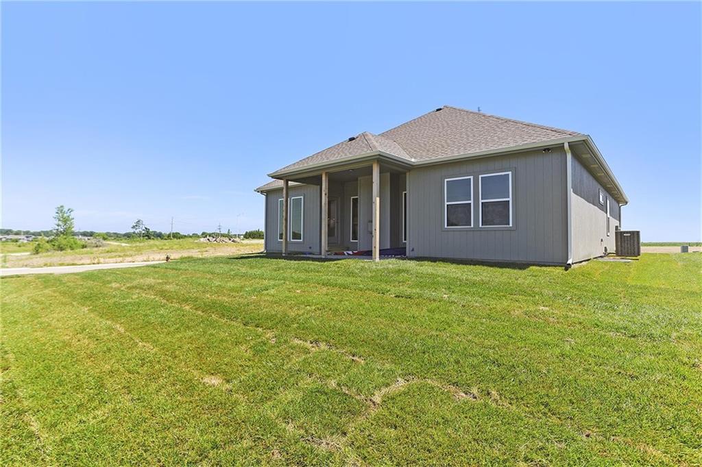 Homes for Sale in Kansas City, MO 64157 | 11457 N Auburndale Circle