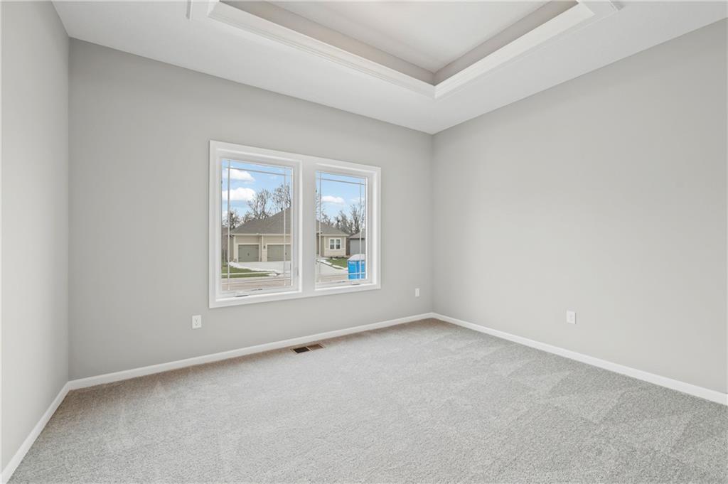 Homes for Sale in Kansas City, MO 64154 | 9337 N Belton Avenue