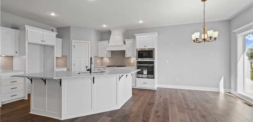 Homes for Sale in Kansas City, MO 64156 | 10205 N Winchester Avenue