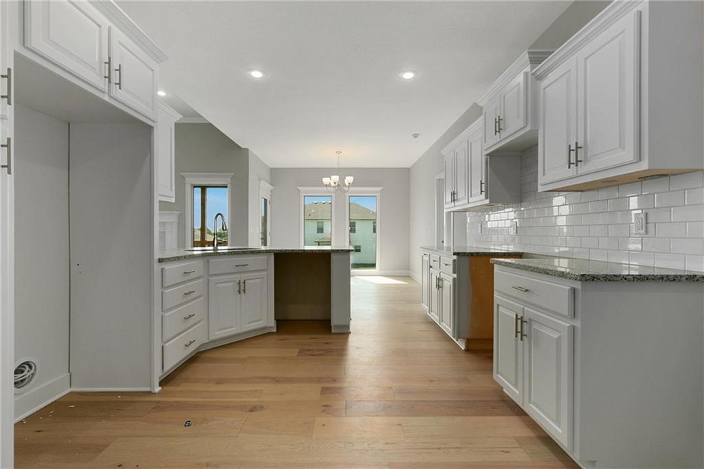 Homes for Sale in Kansas City, MO 64156 | 3720 NE 90th Street