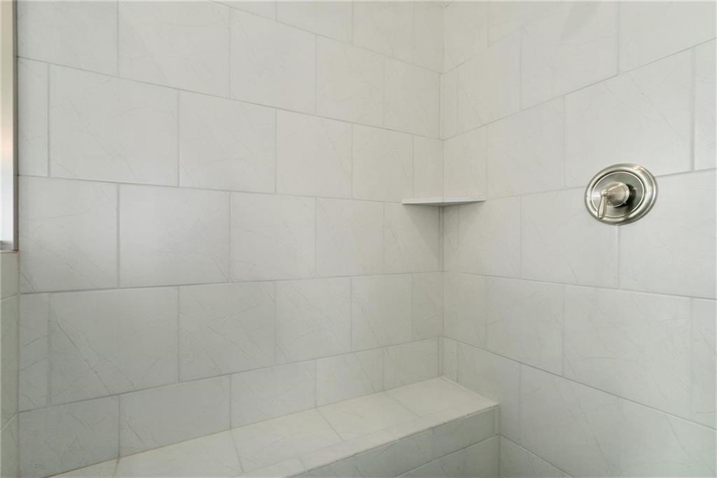 Homes for Sale in Kansas City, MO 64156 | 3720 NE 90th Street