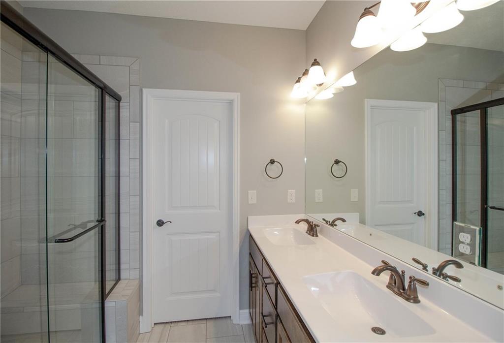 Homes for Sale in Kansas City, MO 64156 | 3712 NE 90th Street