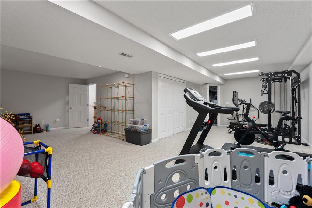 Homes for Sale in Liberty, MO 64068 | 1408  Telford Drive