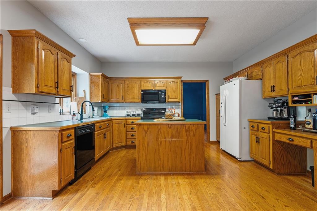 Homes for Sale in Liberty, MO 64068 | 1408  Telford Drive