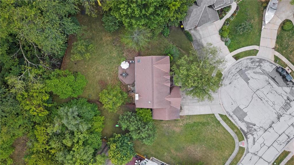 Homes for Sale in Liberty, MO 64068 | 1408  Telford Drive