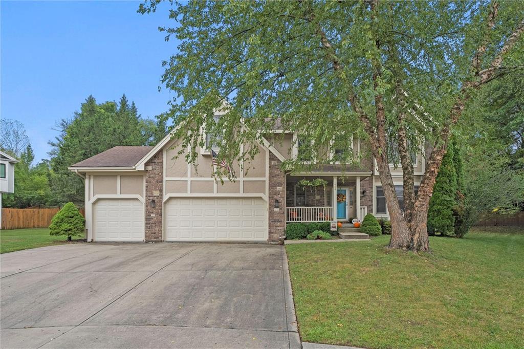 Homes for Sale in Liberty, MO 64068 | 1408  Telford Drive