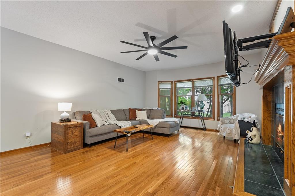 Homes for Sale in Liberty, MO 64068 | 1408  Telford Drive