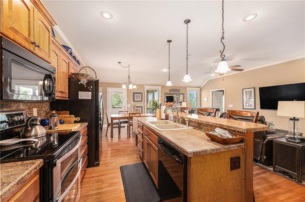 Homes for Sale in Smithville, MO 64089 | 104  Prairie Rose Circle