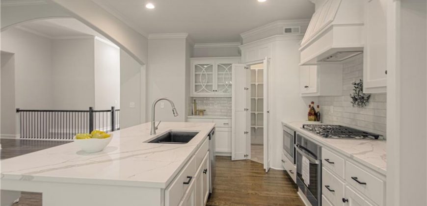 Homes for Sale in Kansas City, MO 64156 | 4818 NE 105th Street