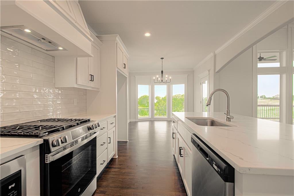 Homes for Sale in Kansas City, MO 64157 | 9808 N Laurel Avenue