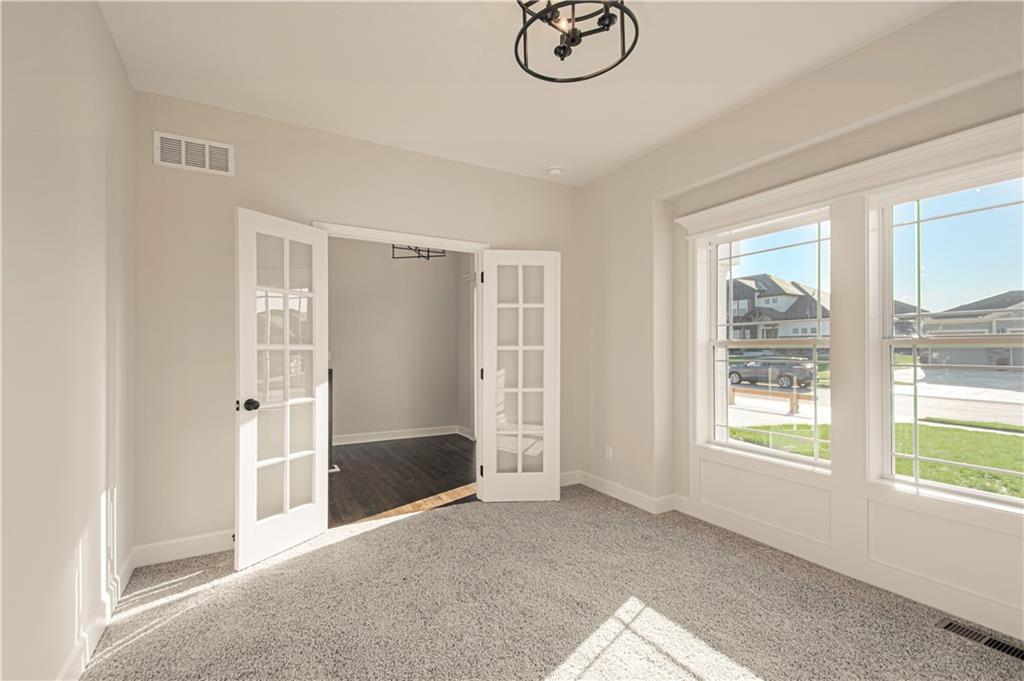 Homes for Sale in Kansas City, MO 64157 | 9808 N Laurel Avenue