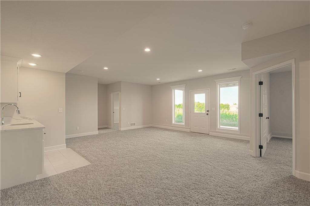 Homes for Sale in Kansas City, MO 64157 | 9808 N Laurel Avenue