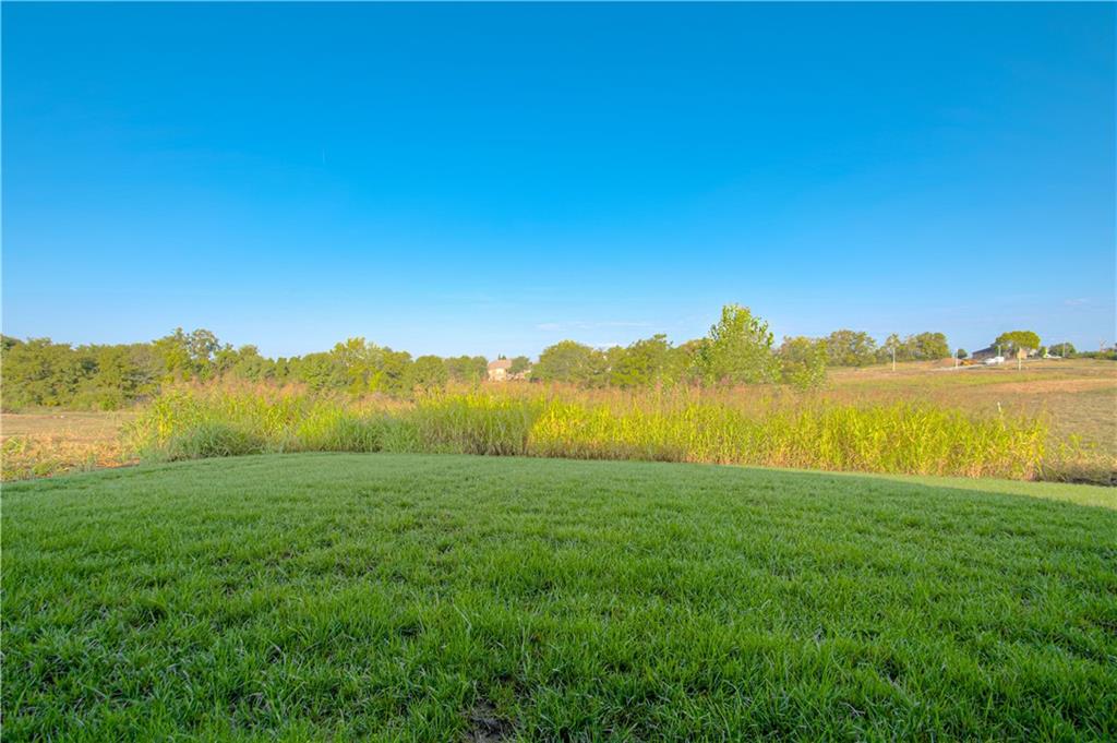 Homes for Sale in Kansas City, MO 64157 | 9808 N Laurel Avenue