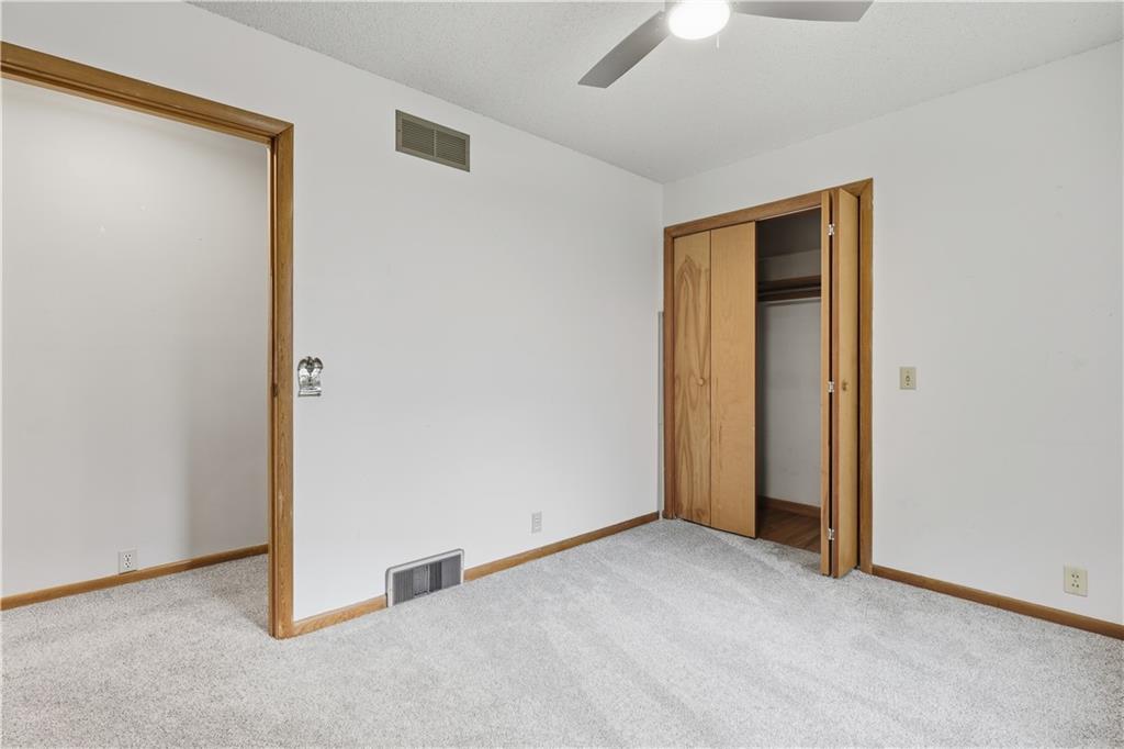 Homes for Sale in Lake Waukomis, MO 64151 | 610 NW North Shore Drive