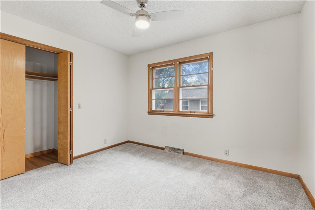 Homes for Sale in Lake Waukomis, MO 64151 | 610 NW North Shore Drive