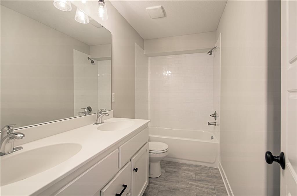 Homes for Sale in Kansas City, MO 64156 | 11821 N Wheeling Avenue