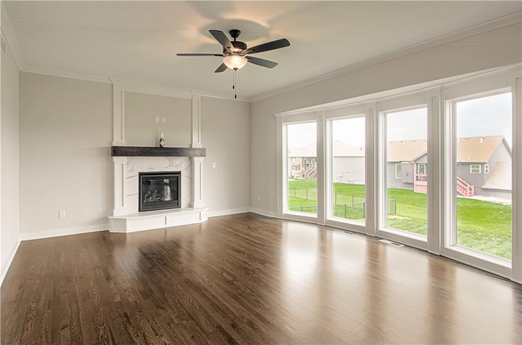 Homes for Sale in Kansas City, MO 64156 | 11821 N Wheeling Avenue