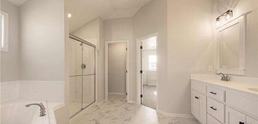 Homes for Sale in Liberty, MO 64068 | 1007  Poplar Lane