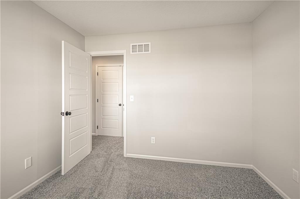 Homes for Sale in Kansas City, MO 64156 | 11902 N Bellaire Avenue