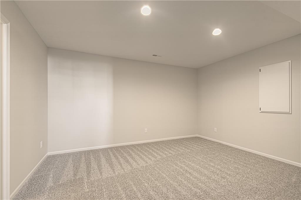 Homes for Sale in Kansas City, MO 64156 | 11902 N Bellaire Avenue