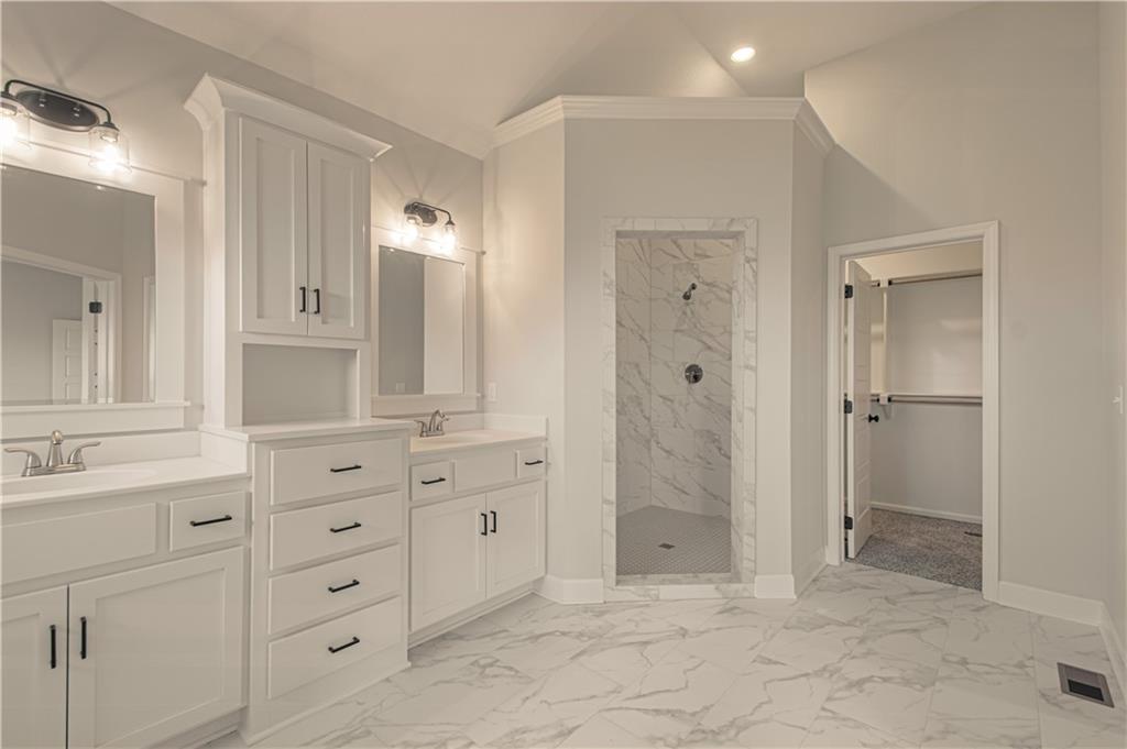 Homes for Sale in Liberty, MO 64068 | 1027  Fir Lane