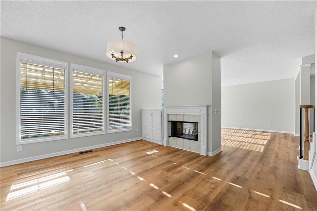 Homes for Sale in Parkville, MO 64152 | 5829  Manor Lane