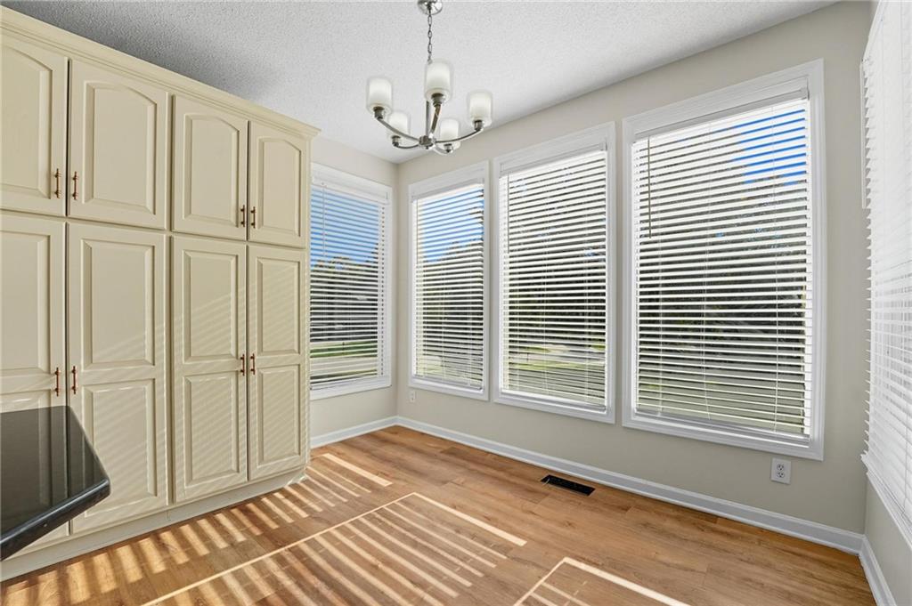 Homes for Sale in Parkville, MO 64152 | 5829  Manor Lane