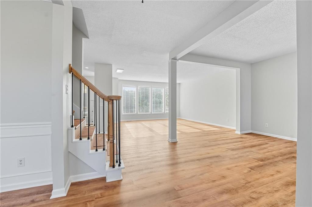 Homes for Sale in Parkville, MO 64152 | 5829  Manor Lane