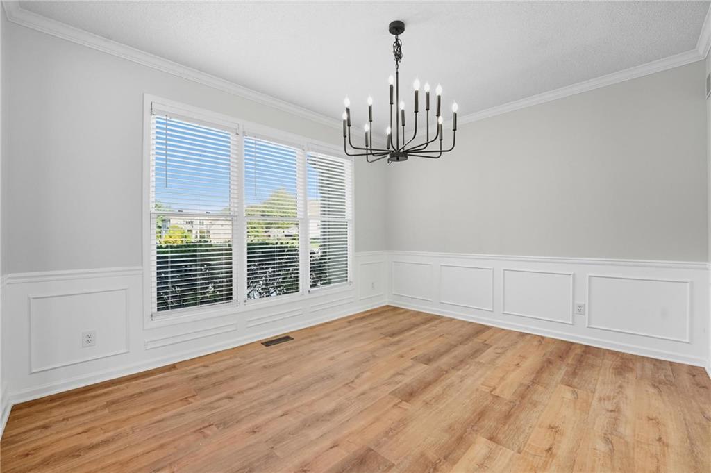 Homes for Sale in Parkville, MO 64152 | 5829  Manor Lane