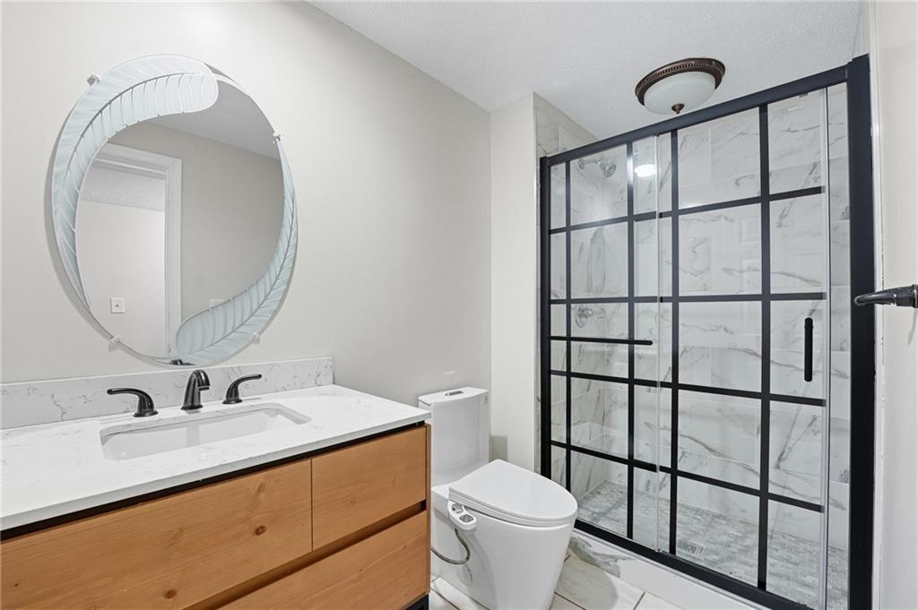 Homes for Sale in Parkville, MO 64152 | 5829  Manor Lane