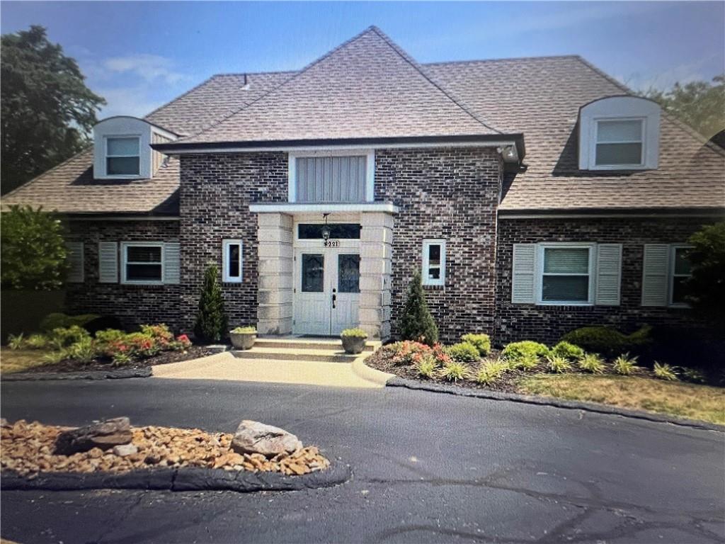 Homes for Sale in Kansas City, MO 64151 | 8237 N Chatham Avenue