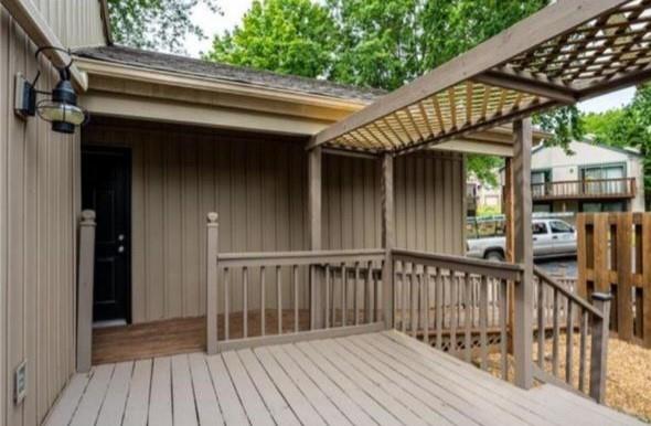 Homes for Sale in Kansas City, MO 64151 | 8237 N Chatham Avenue