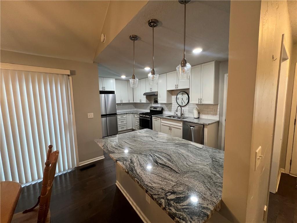 Homes for Sale in Kansas City, MO 64151 | 8237 N Chatham Avenue