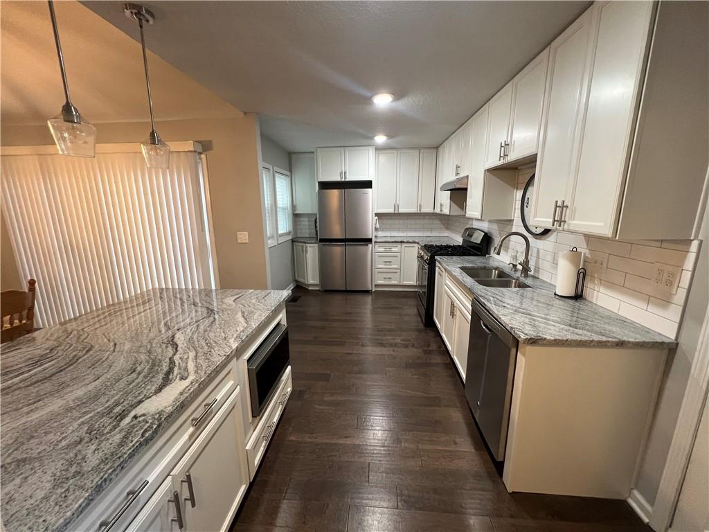 Homes for Sale in Kansas City, MO 64151 | 8237 N Chatham Avenue