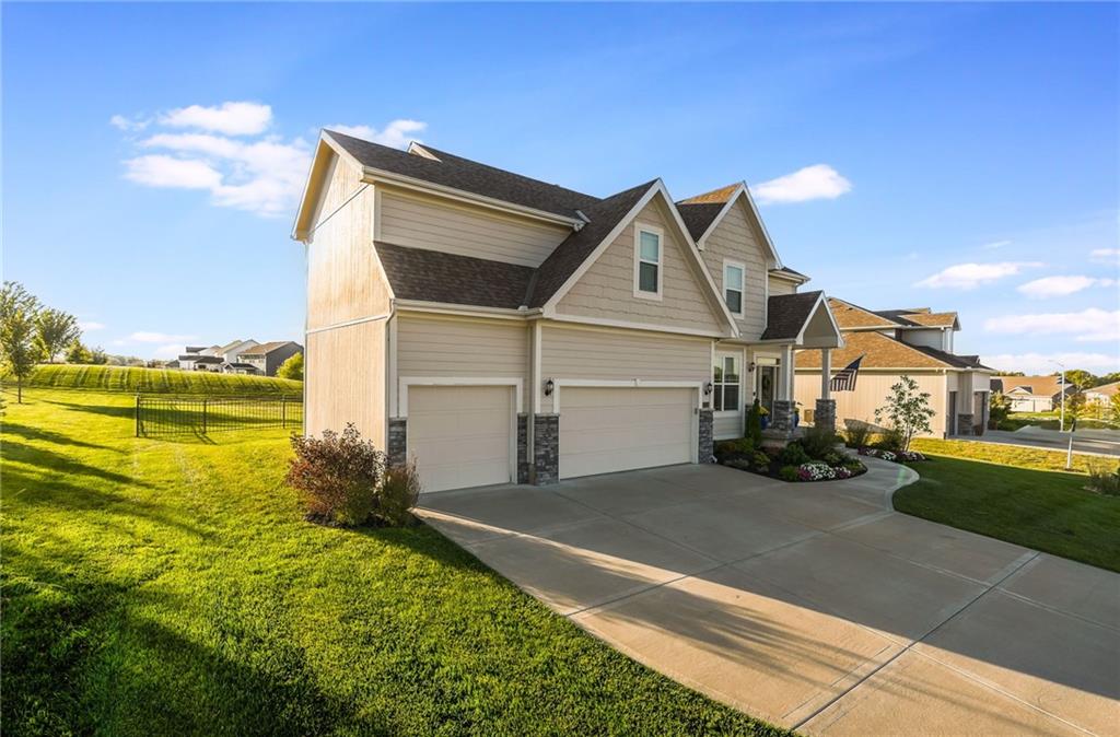 Homes for Sale in Kansas City, MO 64158 | 7604 N Donnelly Avenue