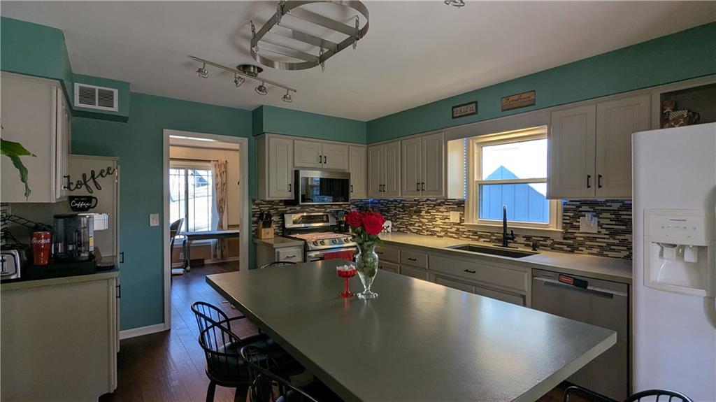 Homes for Sale in Liberty, MO 64068 | 519  Lancelot Drive