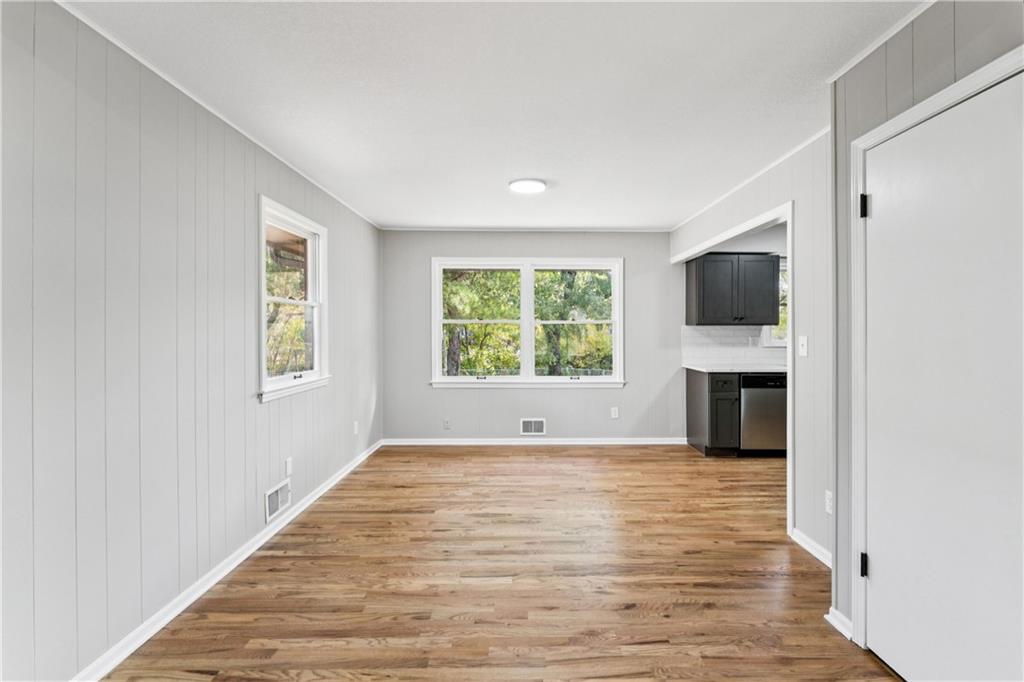 Homes for Sale in Gladstone, MO 64119 | 6605 N Agnes Avenue