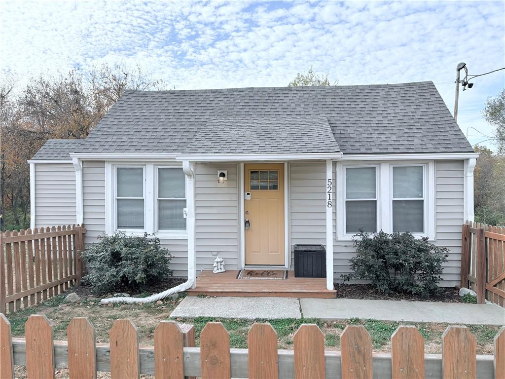 Homes for Sale in Kansas City, MO 64119 | 5218 N Wheeling Avenue