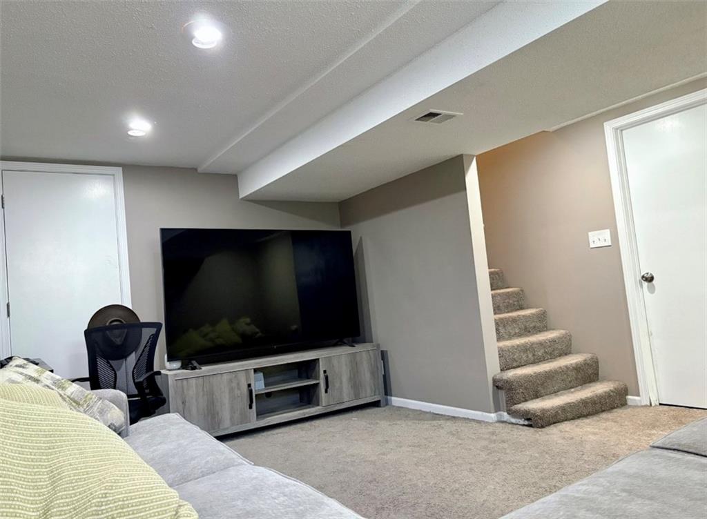 Homes for Sale in Kansas City, MO 64152 | 7640 NW Milrey Drive