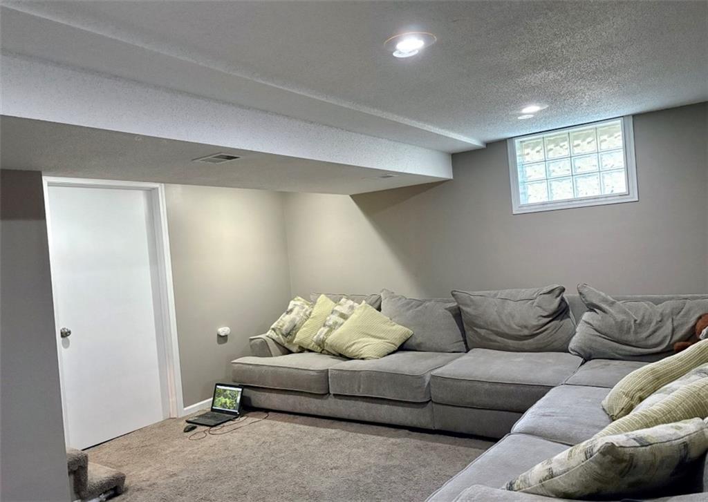 Homes for Sale in Kansas City, MO 64152 | 7640 NW Milrey Drive