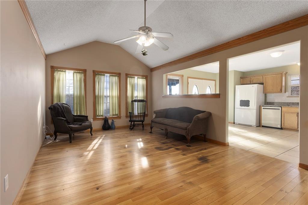 Homes for Sale in Kansas City, MO 64155 | 301 NE 103rd Street