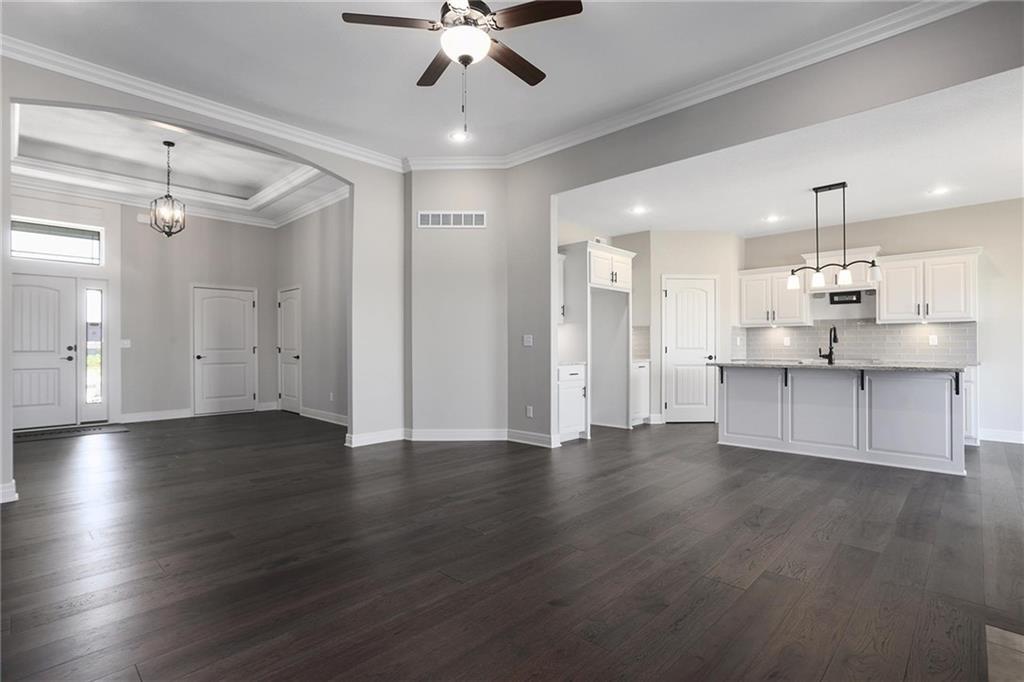 Homes for Sale in Kansas City, MO 64157 | 11436 N Auburndale Circle