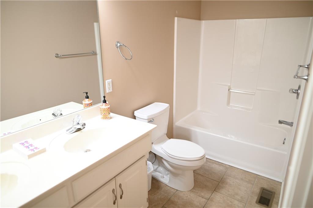 Homes for Sale in Kansas City, MO 64152 | 15102 NW 72nd Street