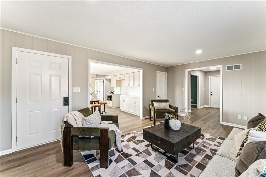 Homes for Sale in Platte City, MO 64079 | 29  Hillcrest Drive