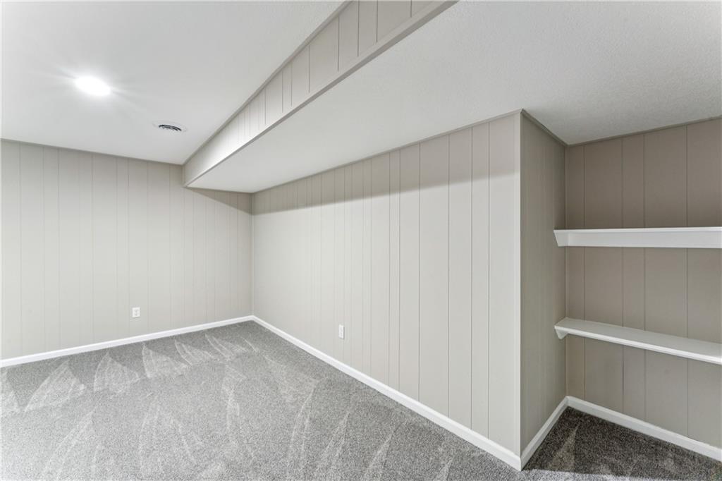 Homes for Sale in Platte City, MO 64079 | 29  Hillcrest Drive