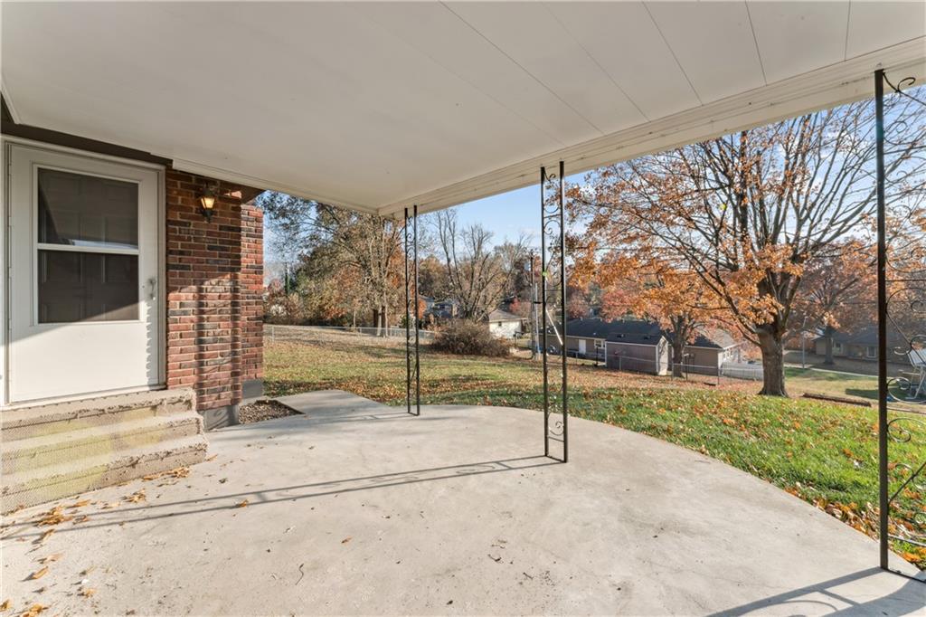 Homes for Sale in Platte City, MO 64079 | 29  Hillcrest Drive