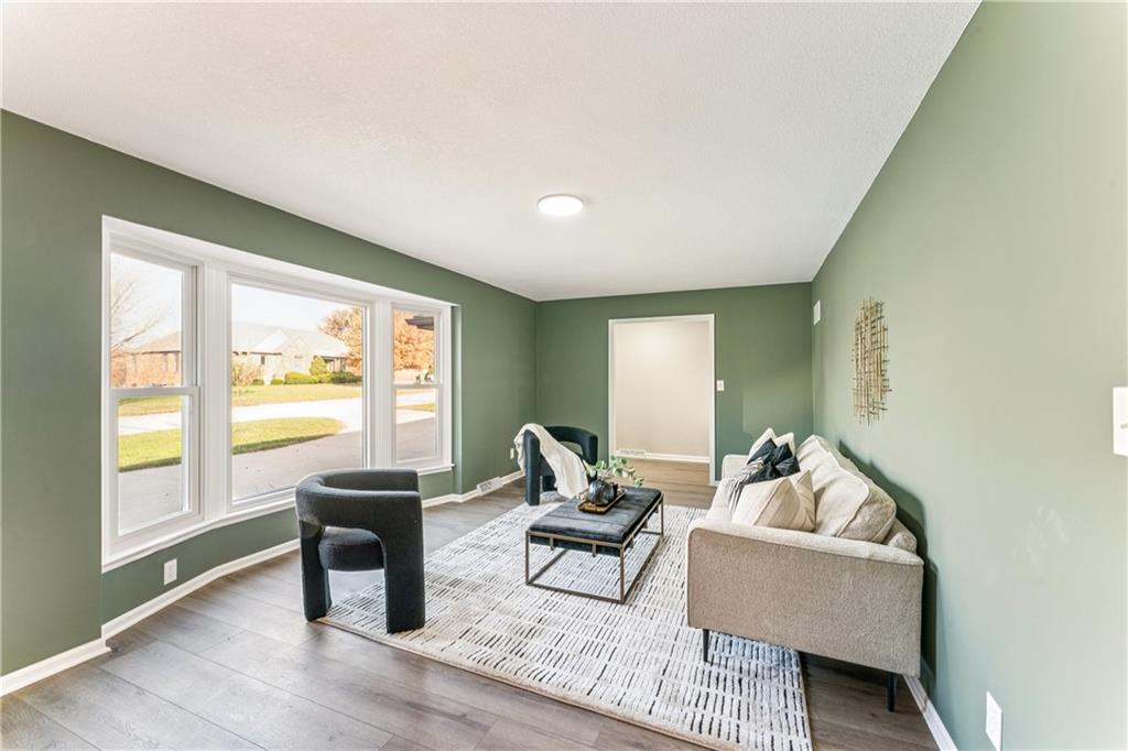 Homes for Sale in Platte City, MO 64079 | 29  Hillcrest Drive